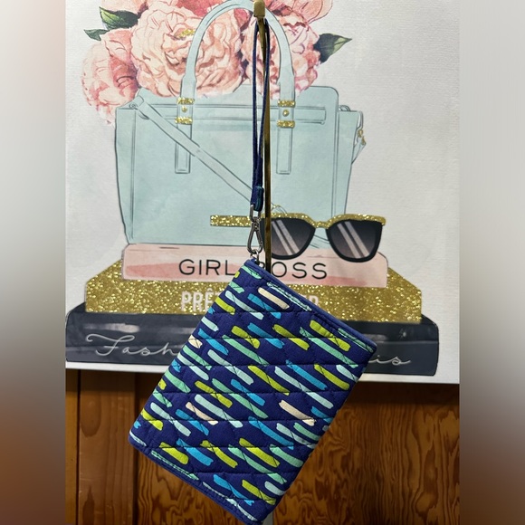 VERA BRADLEY Blue Clasp Wallet - Picture 10 of 10